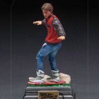 REGRESO AL FUTURO II ESTATUA 1/10 ART SCALE MARTY MCFLY ON HOVERBOARD 22 CM.